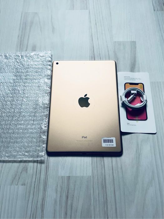 З гарантією Ipad 5 32gb gold neverlock 80% акумулятор