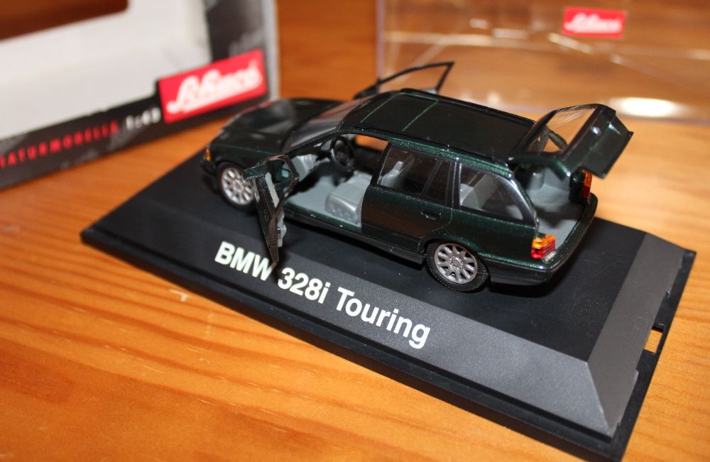 Miniatura - BMW 328i Touring - SCHUCO (1:43)