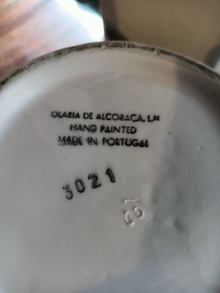 Pote em porcelana de Alcobaça