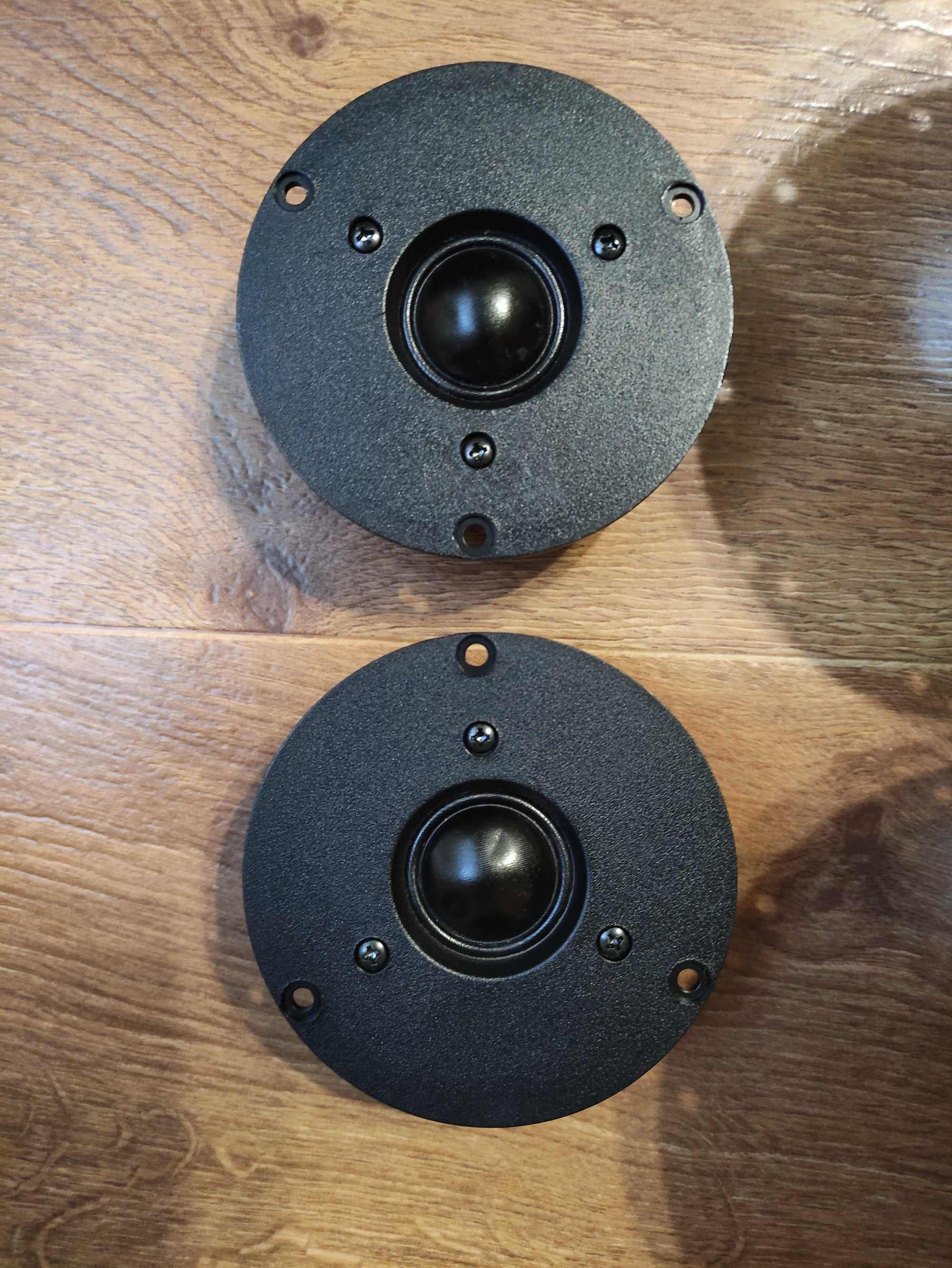 Акустика динамики  НЧ-СЧ Tannoy и ВЧ твитер Tannoy  HIFI