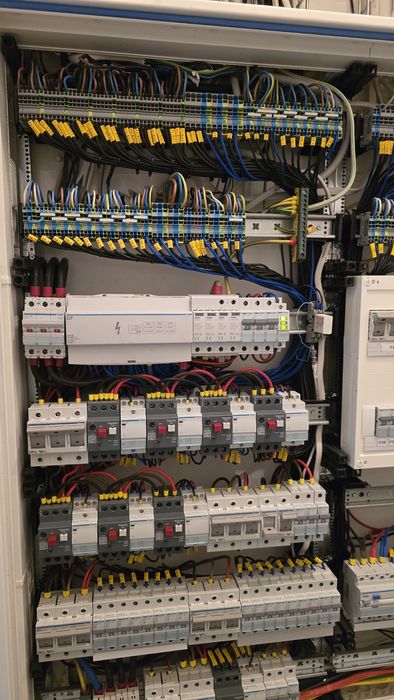 Elektryk Białystok: montaż, Smart Home, modernizacje