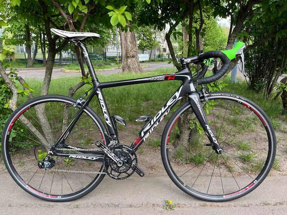 Шосейний карбоновий велосипед Ridley fenix