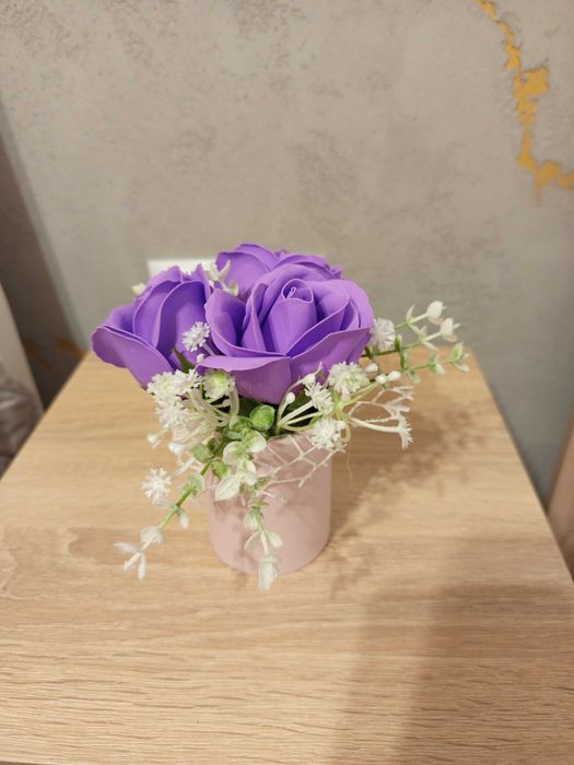 Bociek z kwiatami mydlanymi