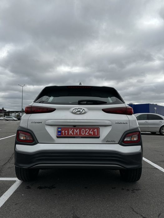 Hyundai Kona 64 kW 2020 року