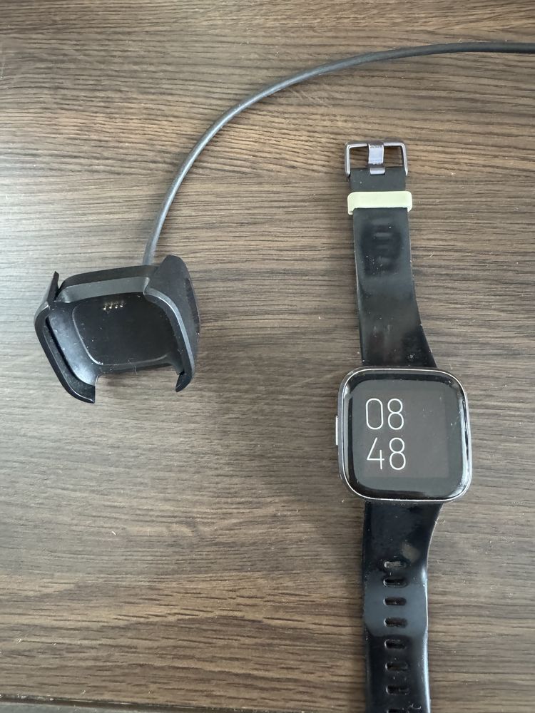 Smartwatch Fitbit versa 2
