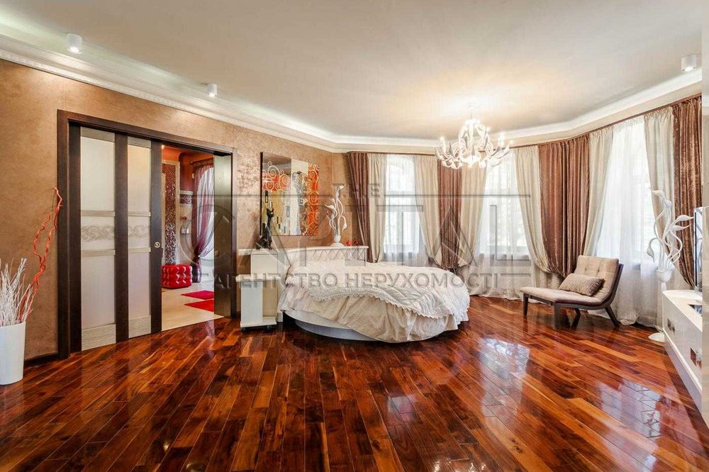 Перша здача Оренда преміального будинку у сосновому лісі Бучі 800 м2