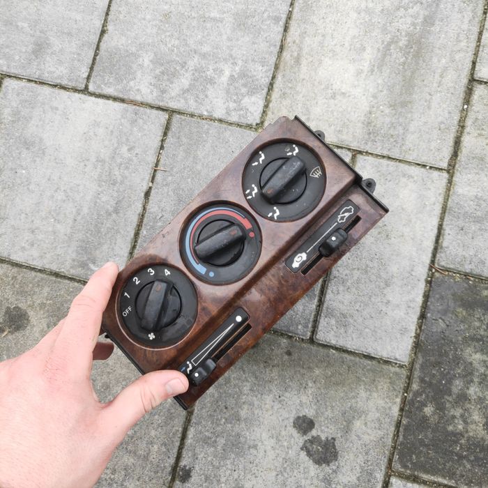 Panel sterowania nawiewu deski rozdzielczej Rover 25