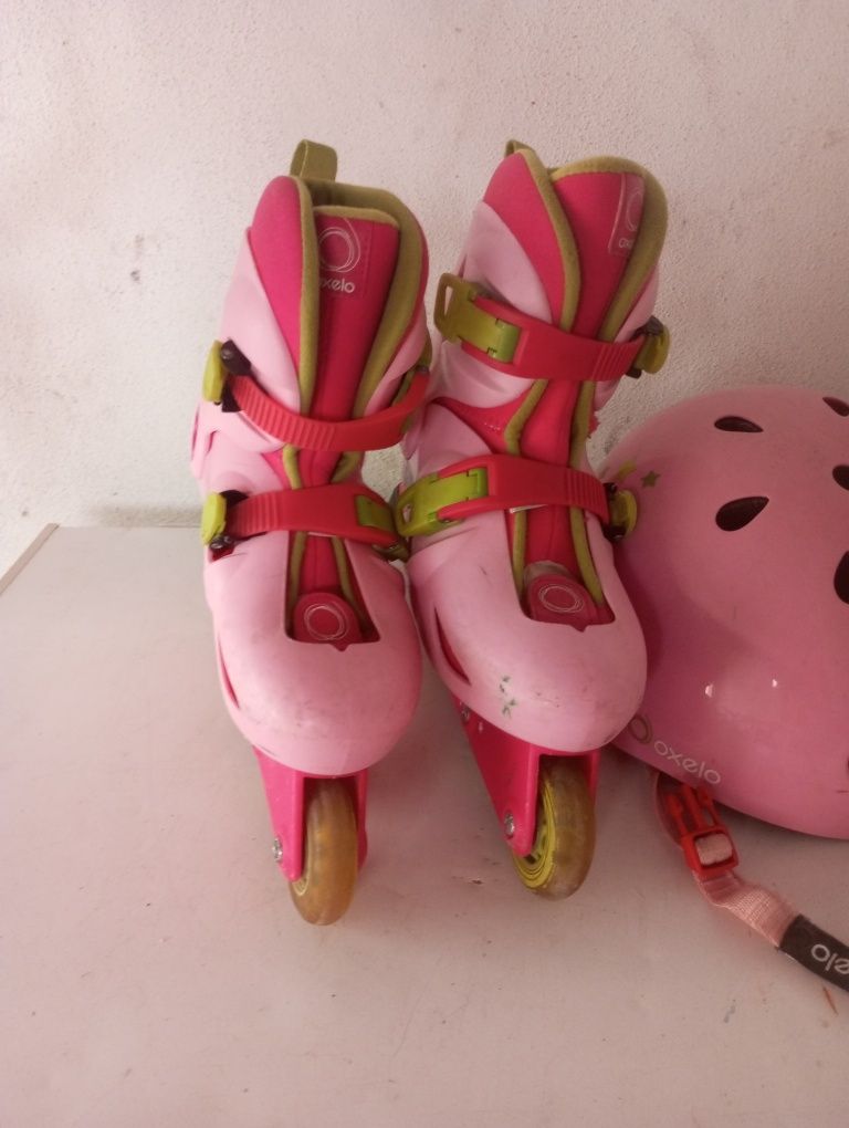 Patins e capacete
