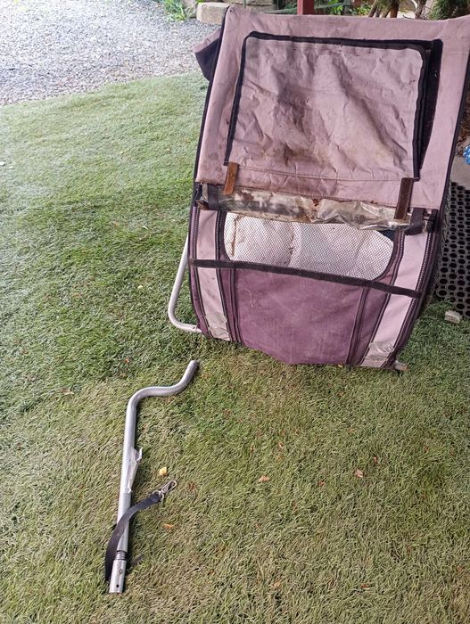 Przyczepka dla psiaka