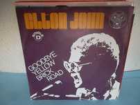 Lote de 5 singles. Garfunkel, Ringo Starr, Elton John etc.