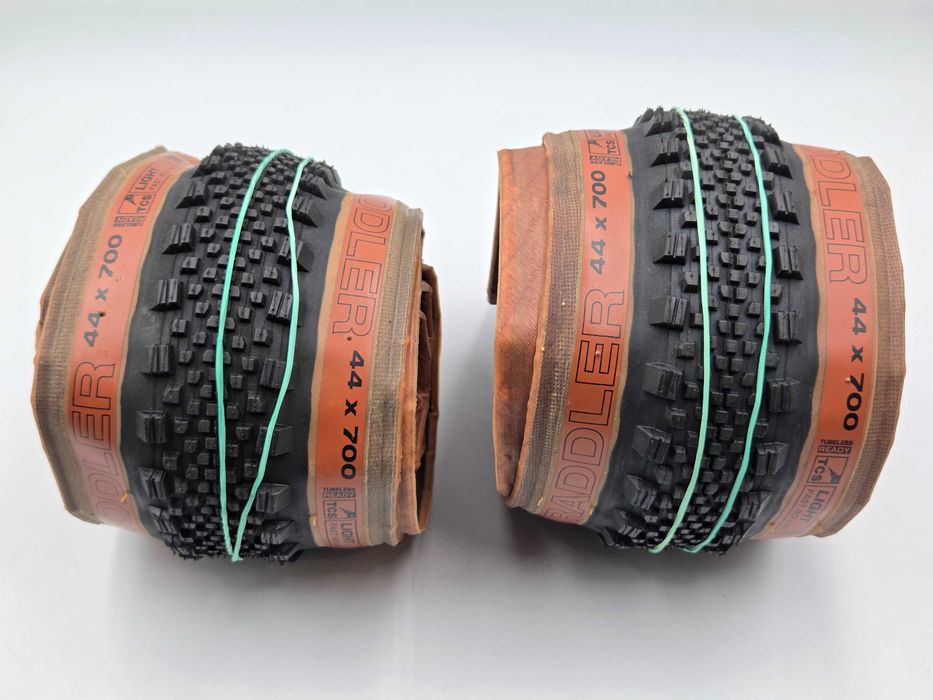 Nowe opony WTB RADDLER TCS 700X44C / gravel