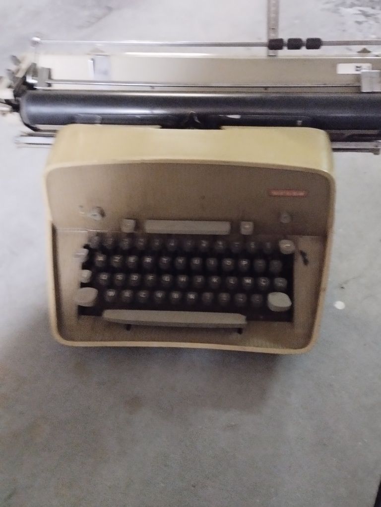 Máquina de escrever