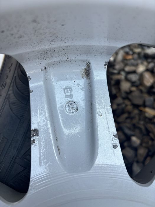 Felgi z oponami zimowymi 205/55R16