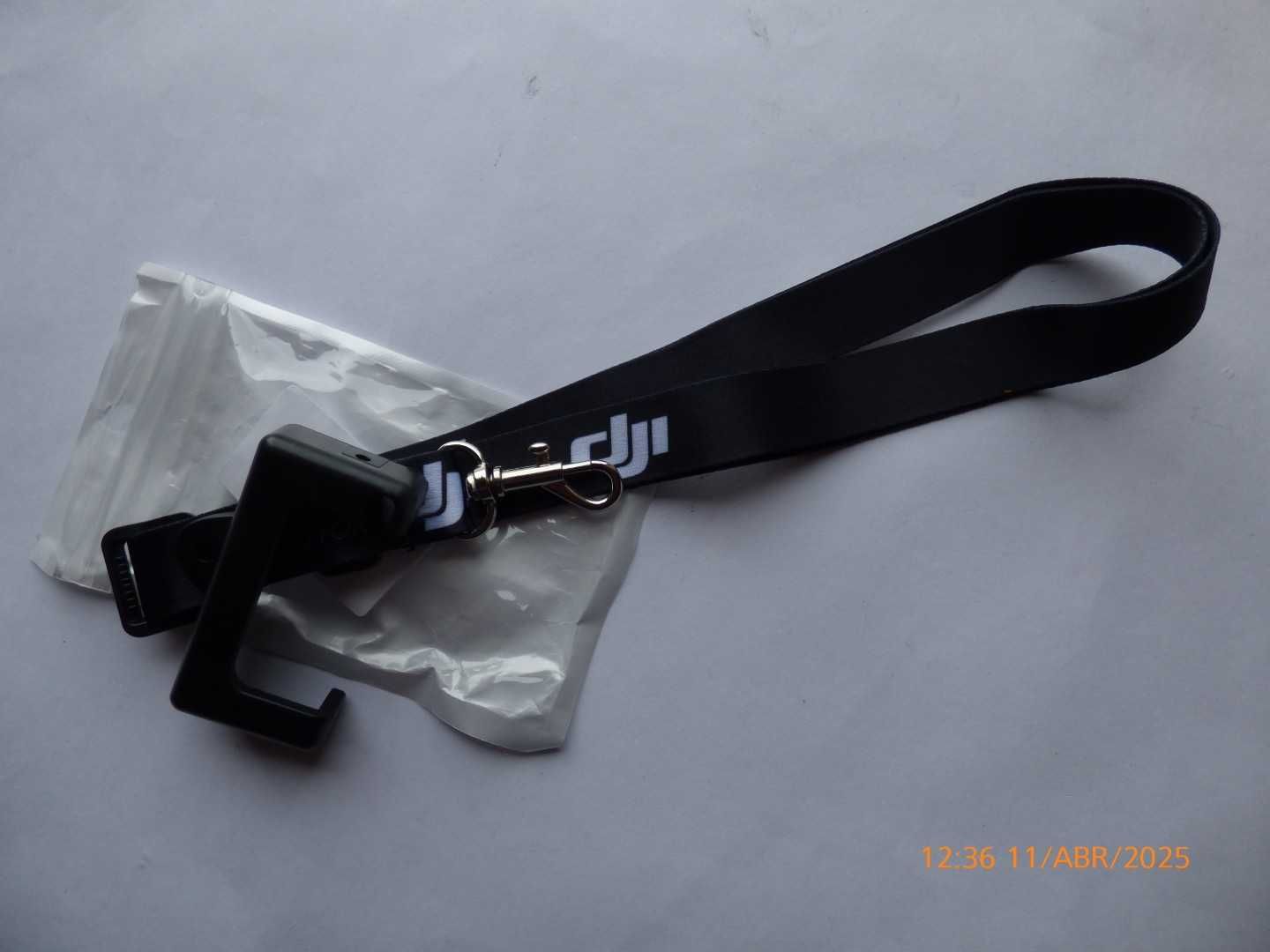 Fita pescoço radio drone DJI Mini 3/Mini2/Mini2 SE. Nova. Ler anuncio.