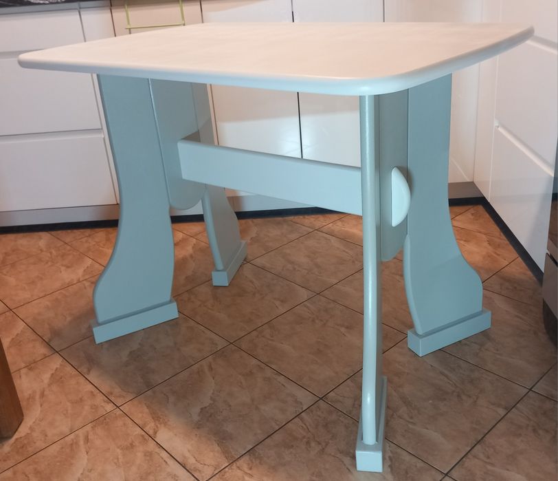 Sprzedam stół do kuchni