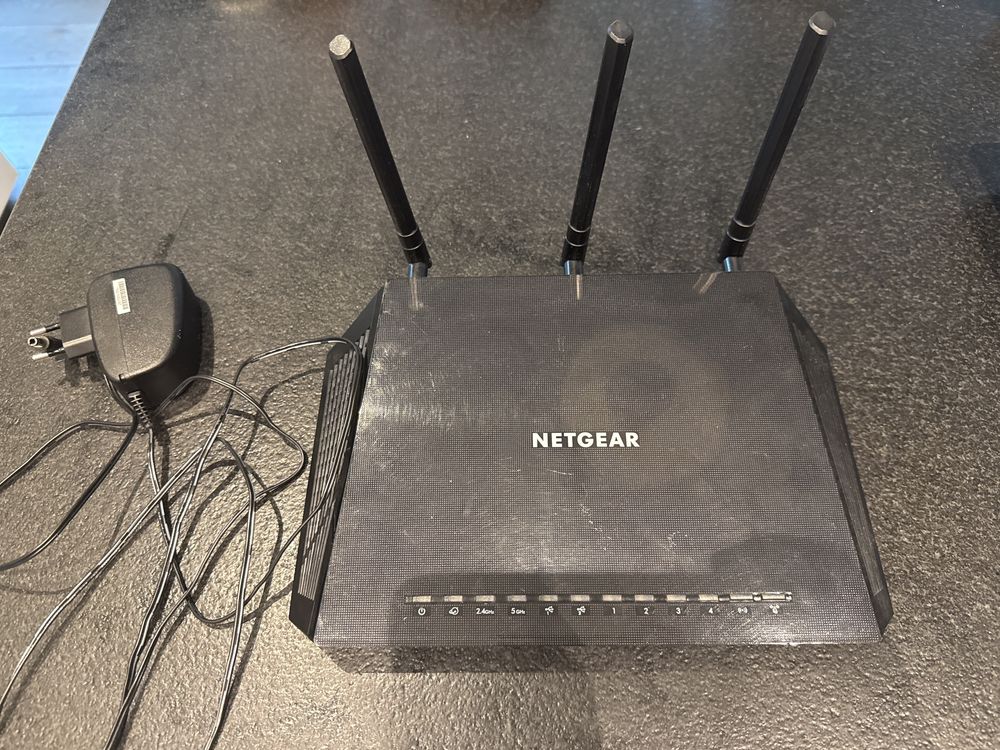 Router Netgear AC1750 Smart WiFi (R6400v2)