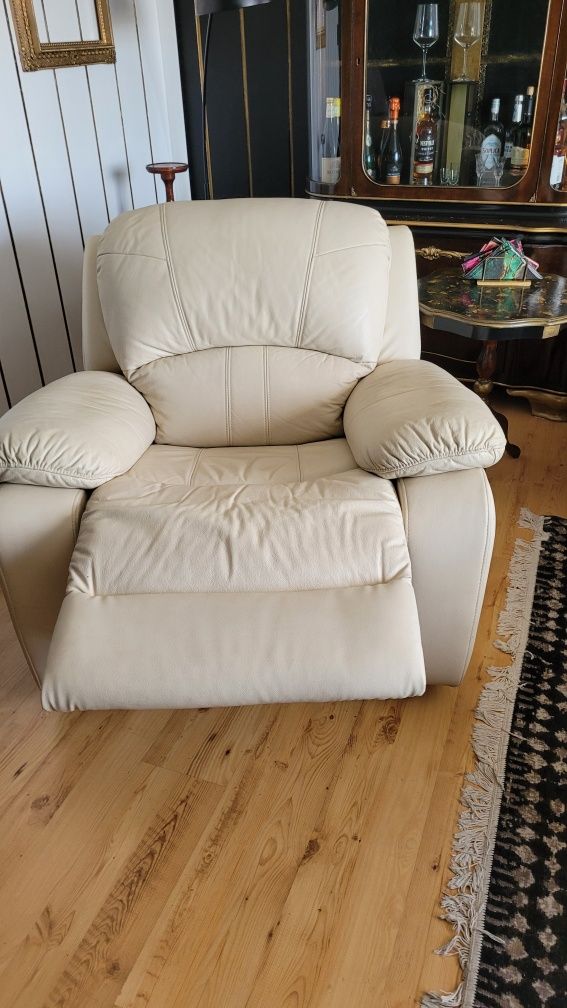 Sofa  relax agata meble skóra 2650 zł  zestaw z fotelem 3500 zł