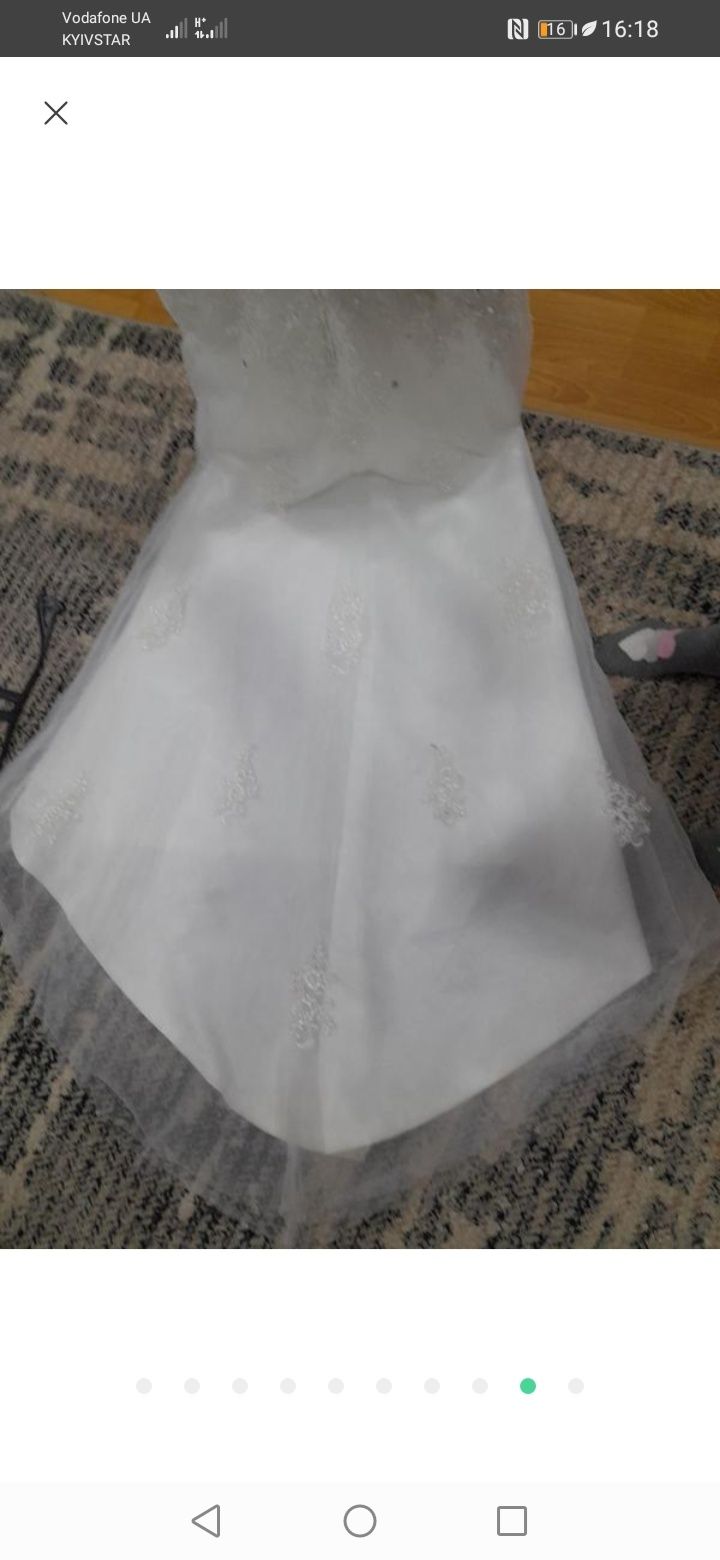 Свадебное платье невесты нарядное белое со шлейфом для свадьбы