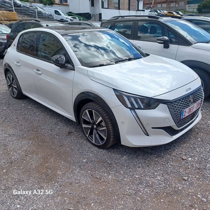 Tenho Automóveis de Tvde para aluguer