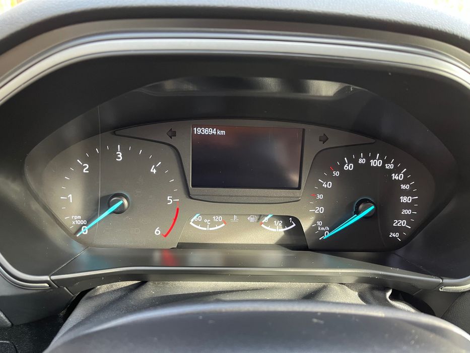 Ford Focus 1.5 EcoBlue 88 kW polisingowy . Zadbany