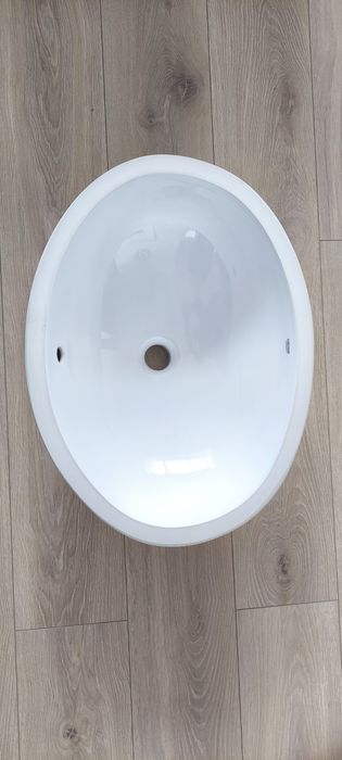 Grohe Bau Ceramic Umywalka 56x42 cm podblatowa biała