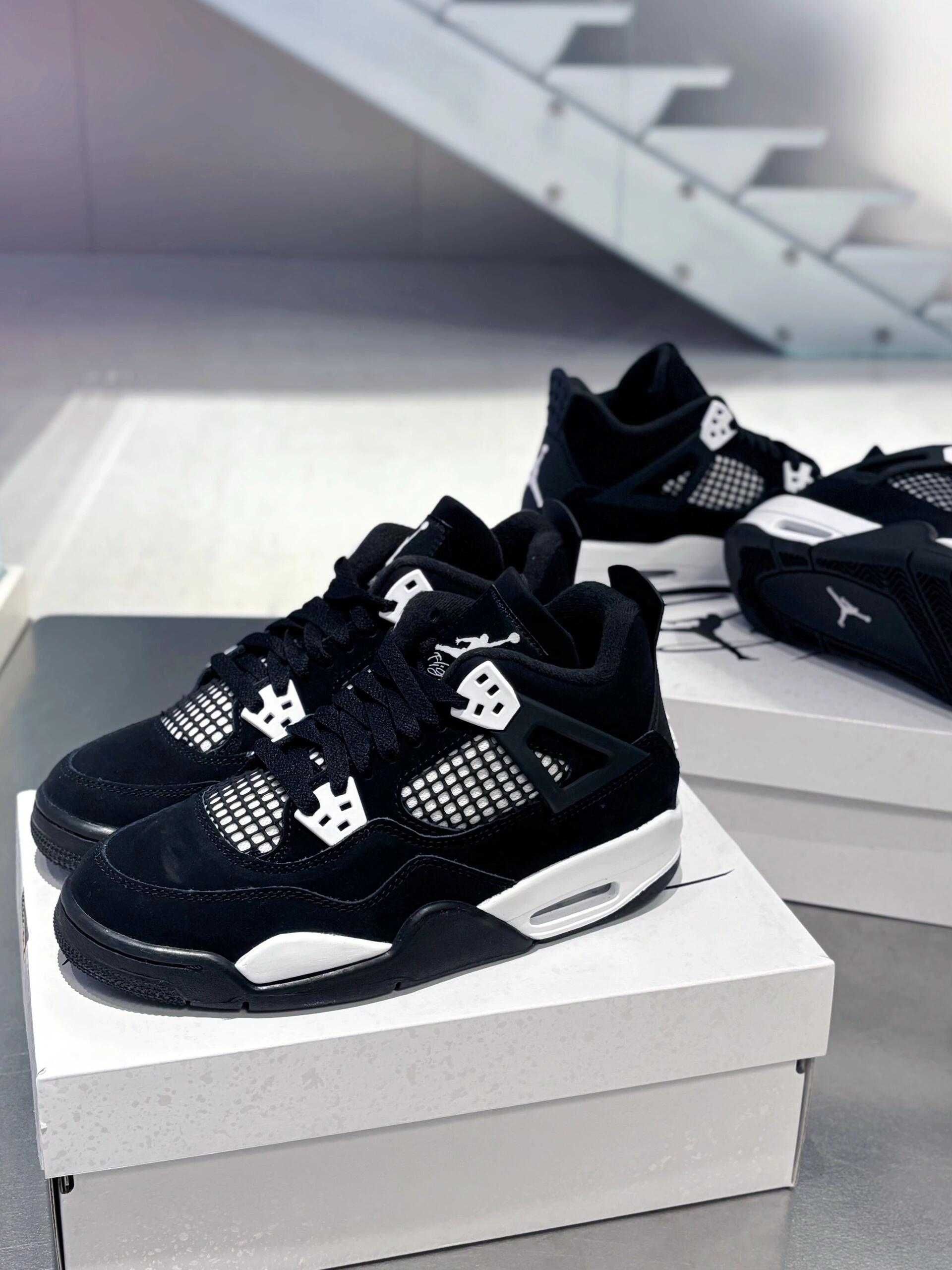 Czarny\RetroWhite*Jordan4NikeJordanTravis UnisexTrampki.39