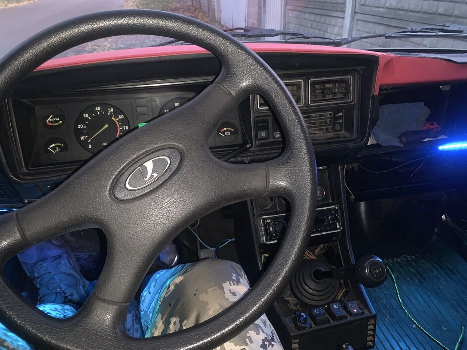 Продам ваз 2107