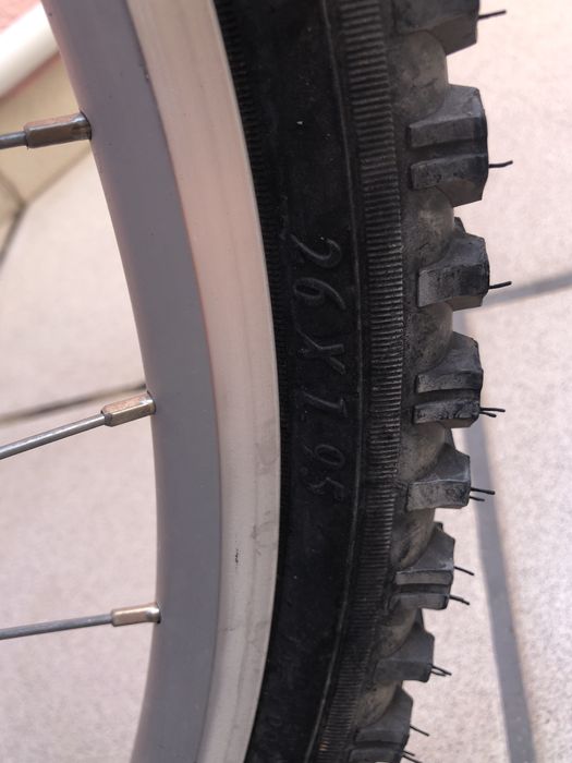 Bicicleta  todo o terreno modelo BTT
