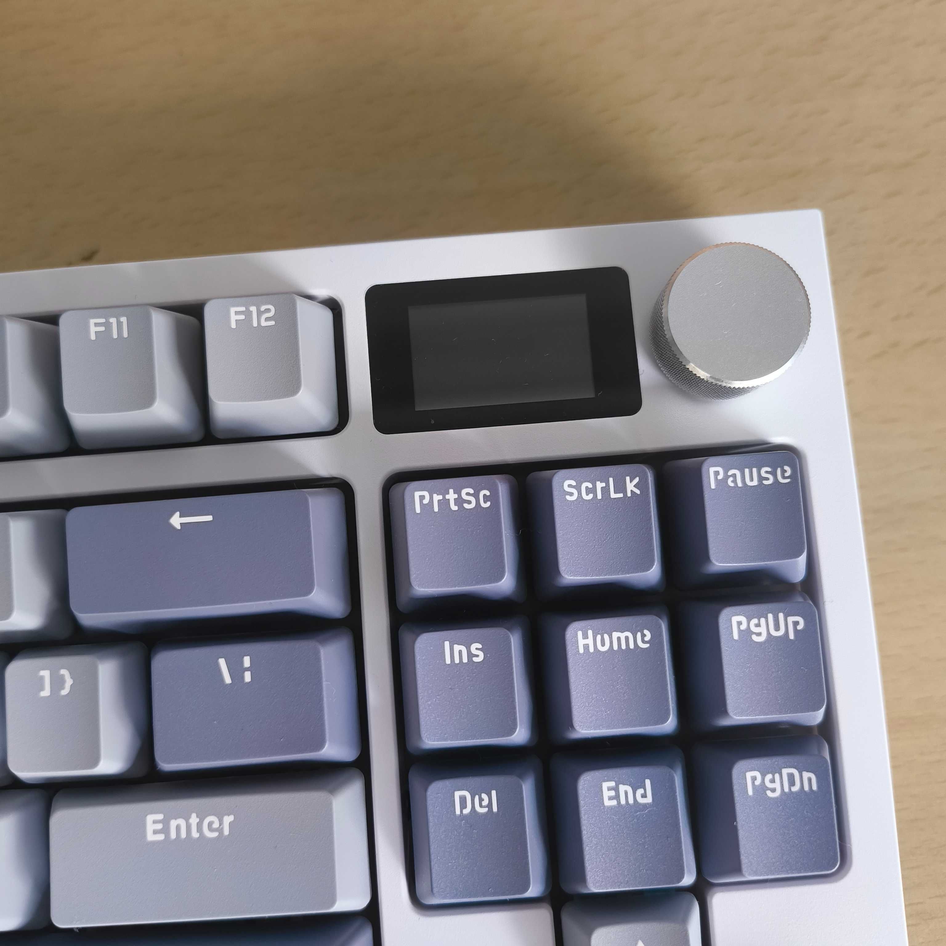 Teclado Mecânico Sem Fios Attack Shark K86 RGB