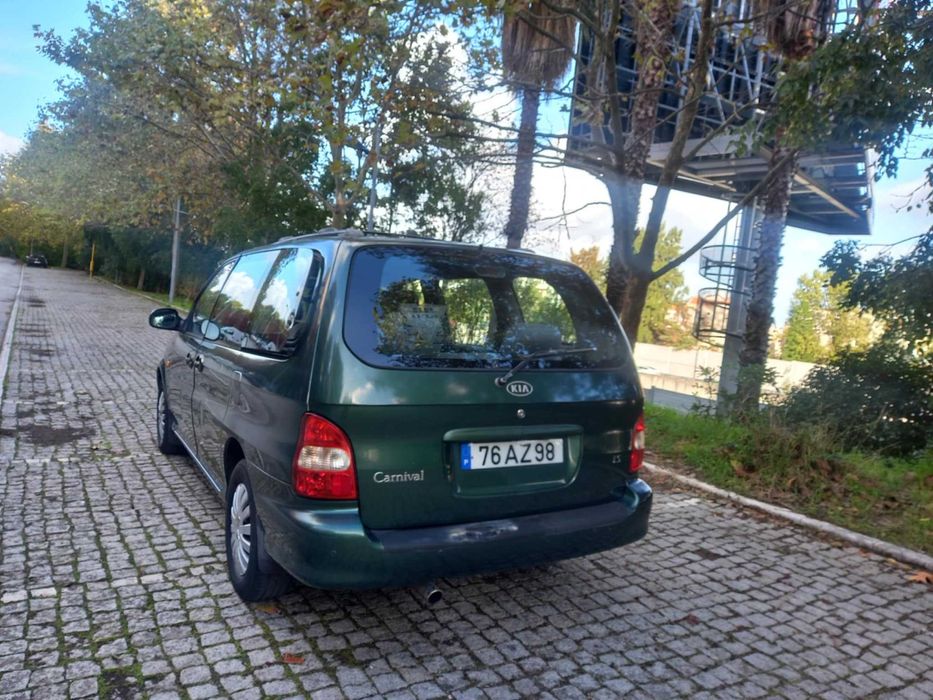 Kia carniçal 2.9 D 16v caixa automática