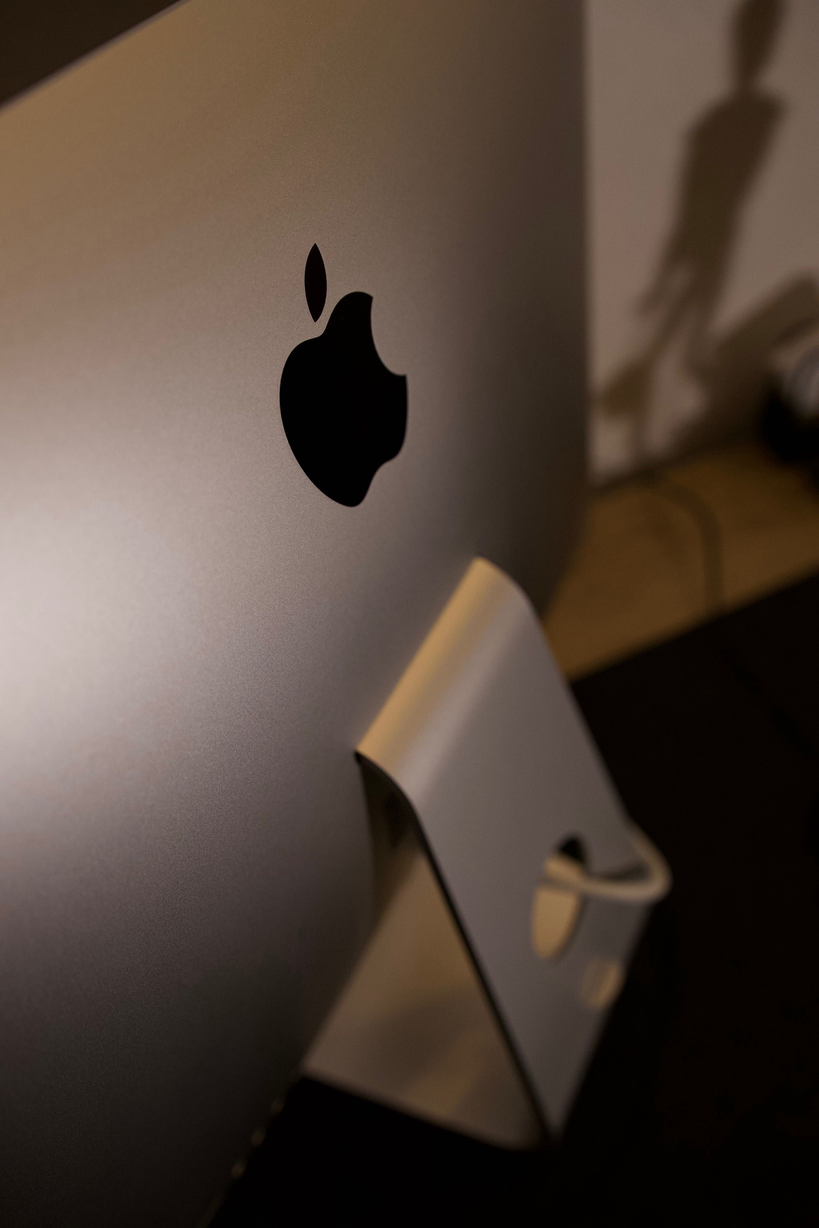 Компʼютер Apple iMac 21.5 4k Retina ( 2019 року ) Стан нового.