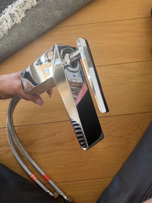 Zestaw Baterii z glowicami GROHE umywalkowa i wannowa ścienna