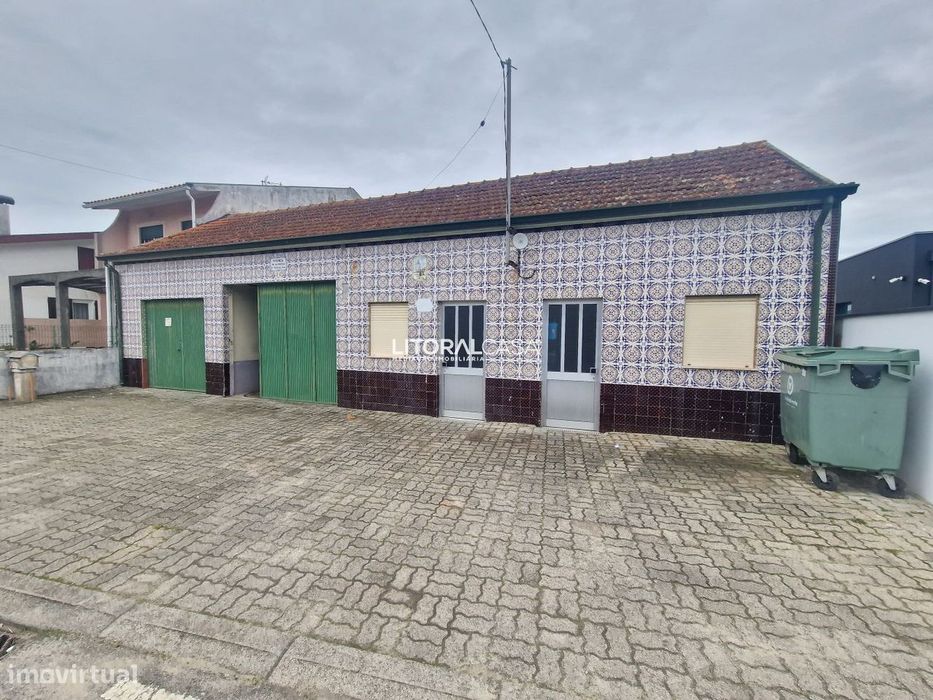 Moradia T3 para Remodelar - Com muito Potencial