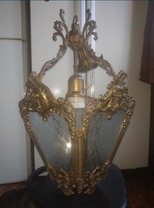 Люстра ,світильник