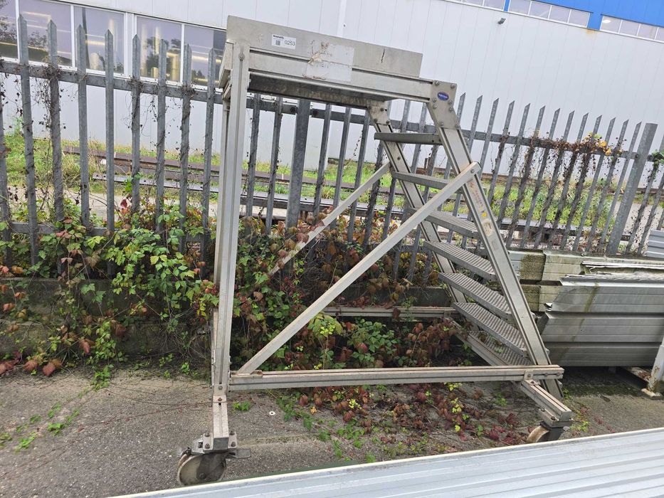 Podesty i schody aluminiowe Krause