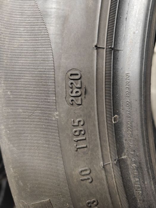 2x 215/55R17 opony Pirelli 2020 (N721)