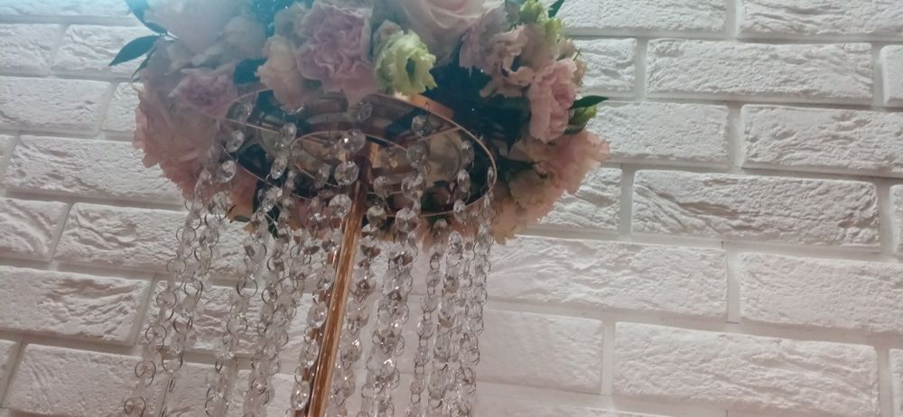 Wysoki stojak,wazon na stół na kwiaty, ślub, przyjęcia okolicznościowe