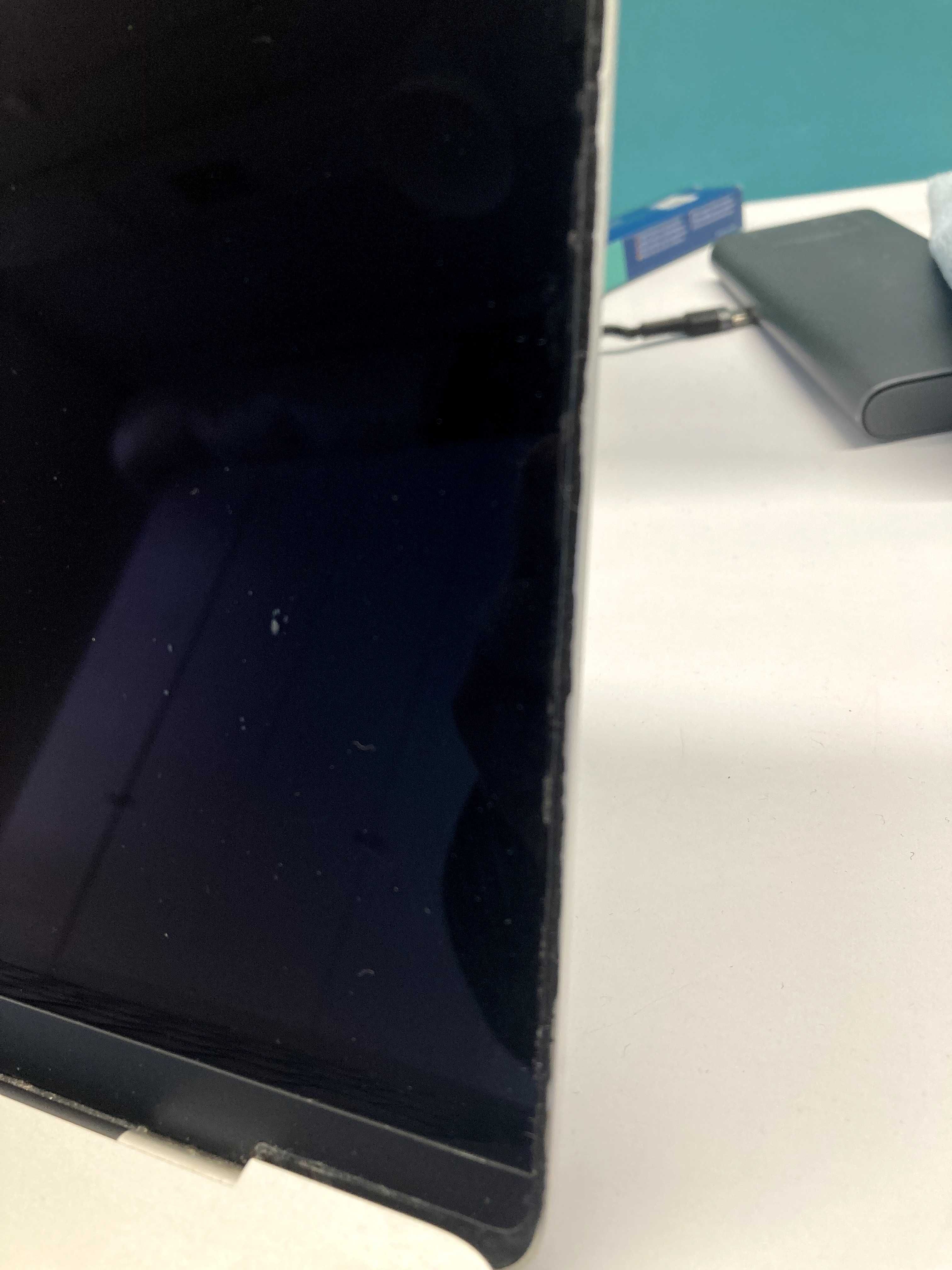 MacBook Pro 2018 15" I7 16 RAM 500 SSD (не працює диплей)