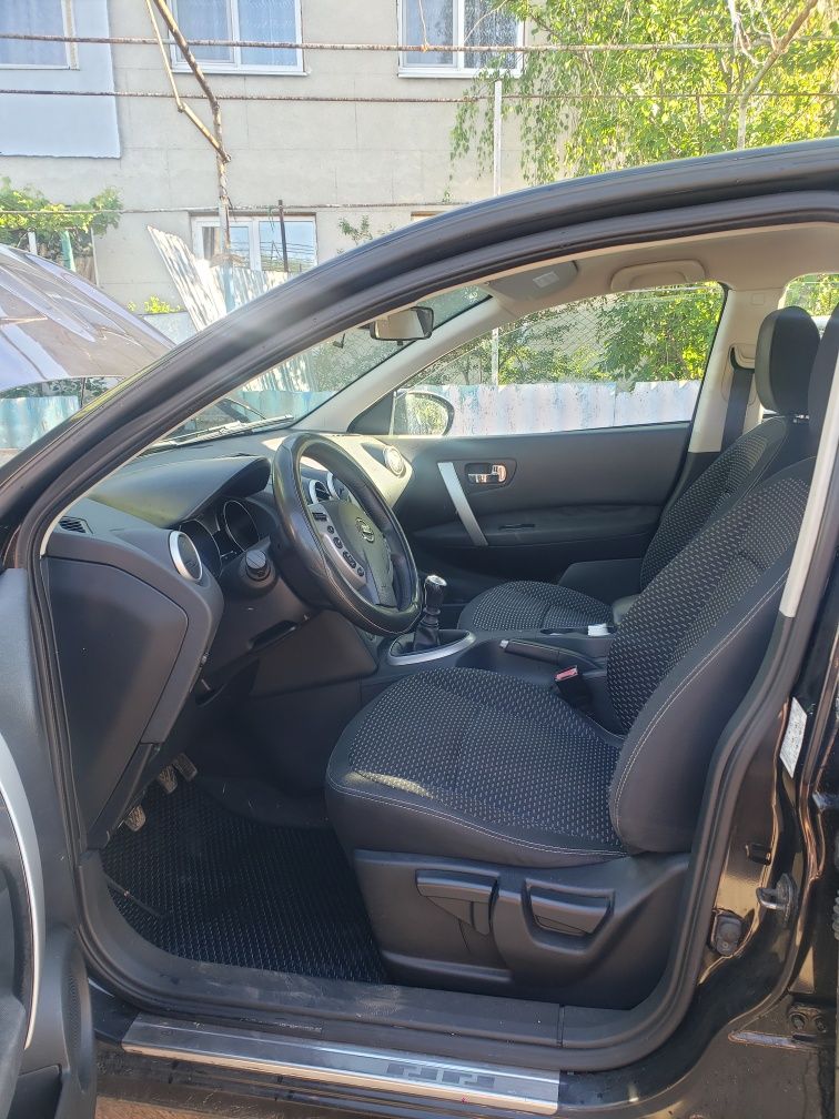 Продам машину   Nissan qashqai 2007 год , машина в Польше