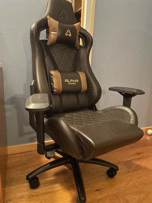 Cadeira Alpha gamer como nova