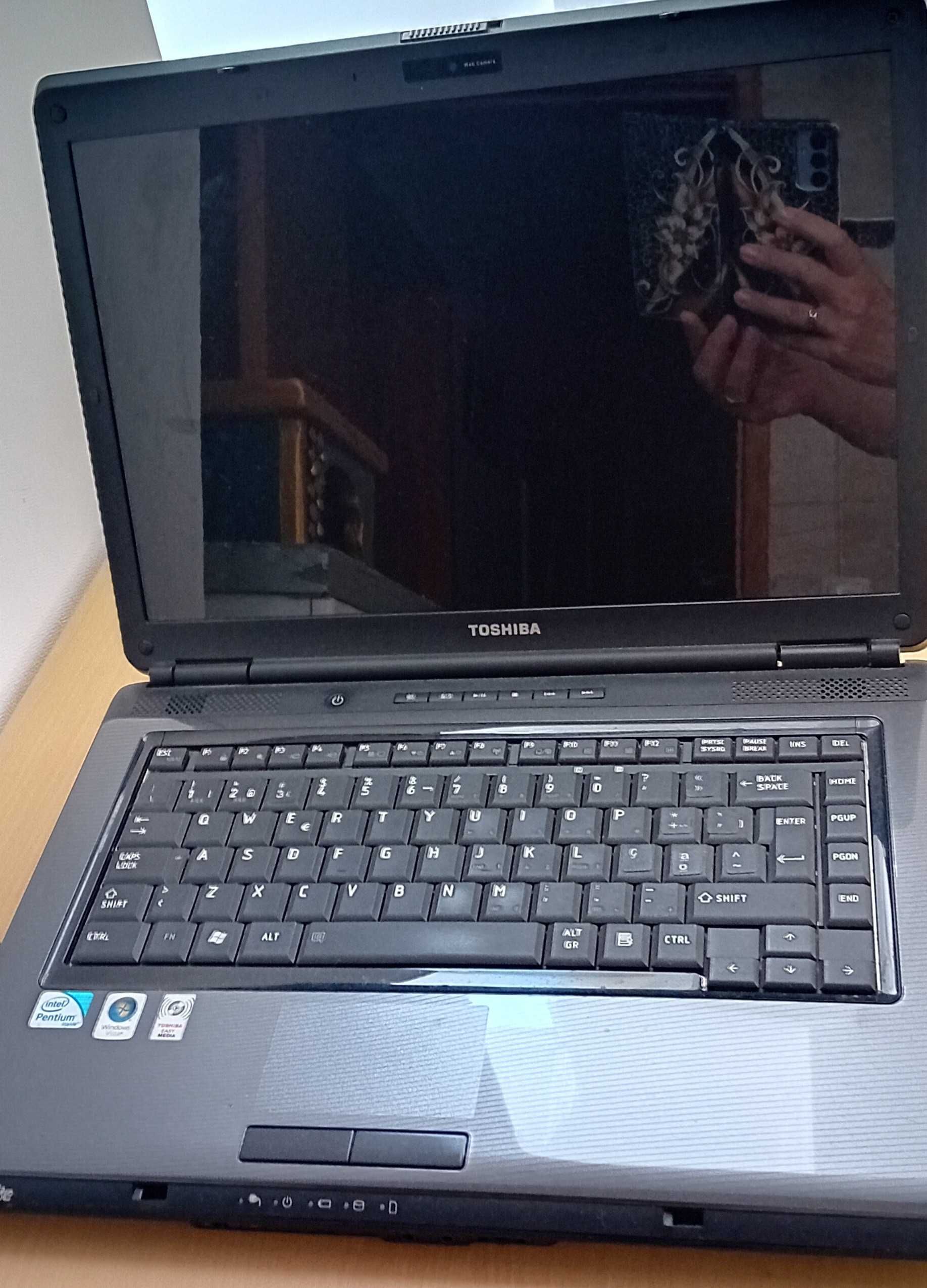 Computador TOSHIBA