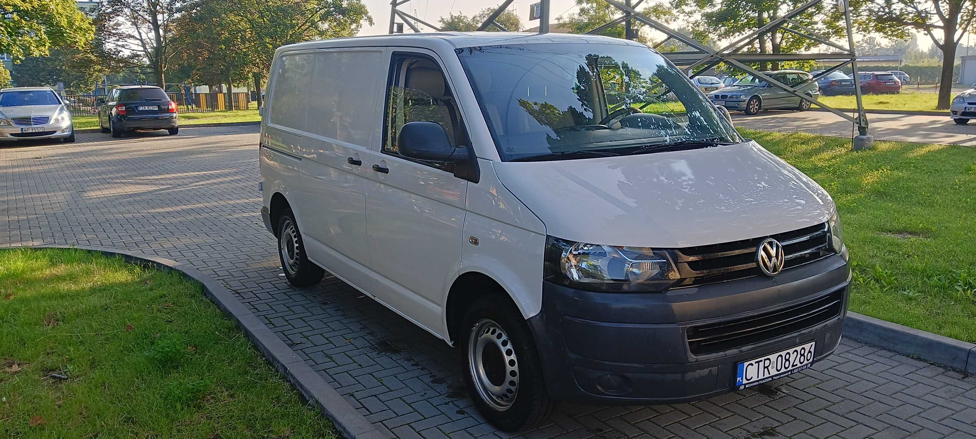 vw t5 blaszak 2.0 tdi klima zarejstrowany