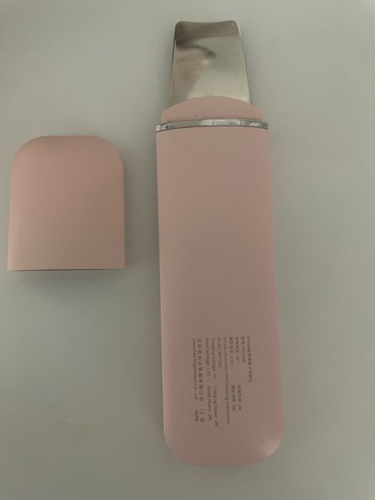 Urzadzenie do peelingu kawitacyjnego