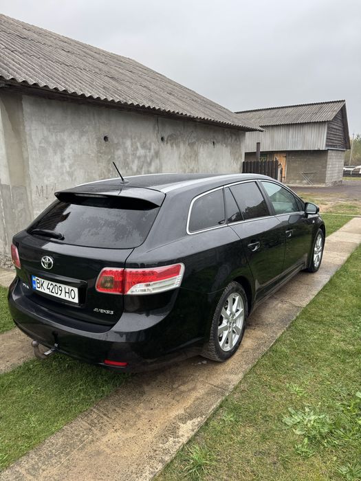 Продам Toyota Avensis