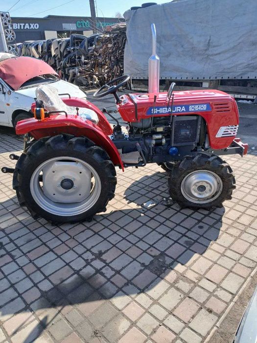 Трактор SHIBAURA SD1540B
