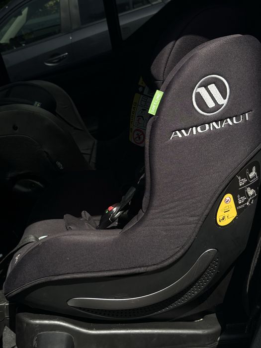 Fotelik Avionaut AEROFIX 2.0 z bazą IQ 0-18 kg fotel samochodowy