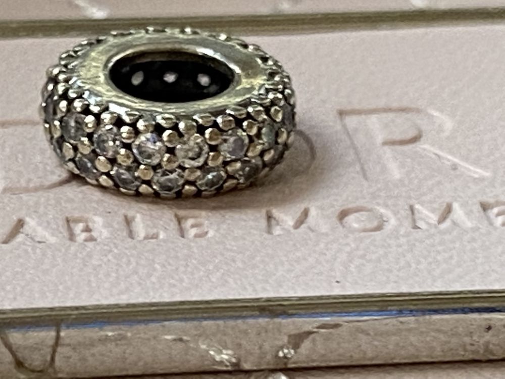 Pandora separatory pave