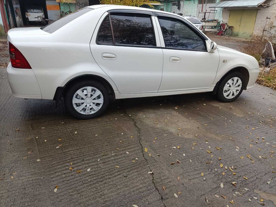 Продам Geely CK 2