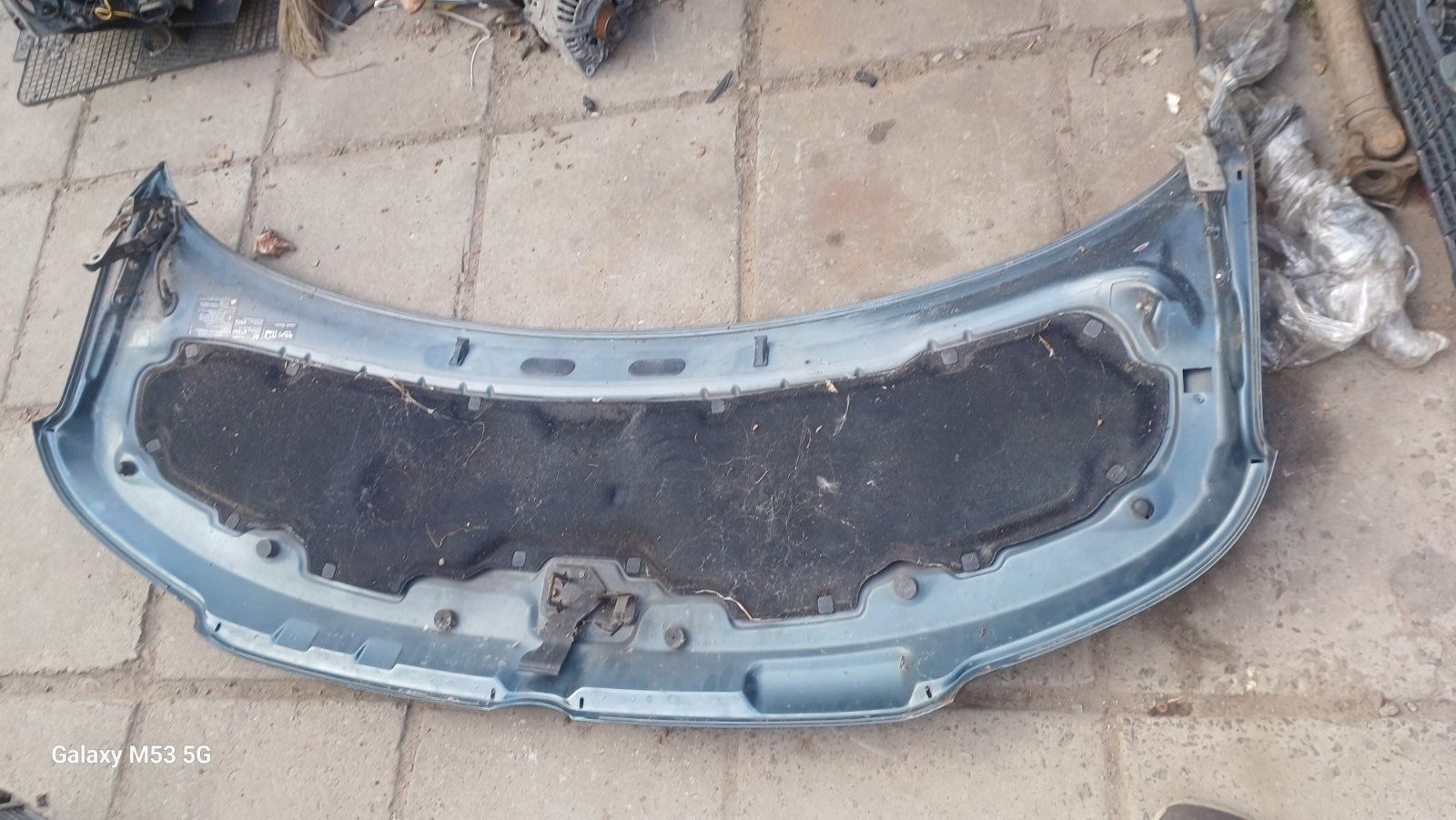 Капот шумка петли фольксваген т5 VOLKSWAGEN T5
