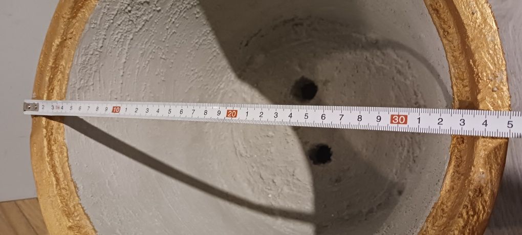 Donica betonowa Wielka ozdobna średnica 35 cm